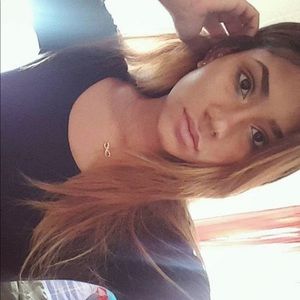 Meet your Posher, Daniela